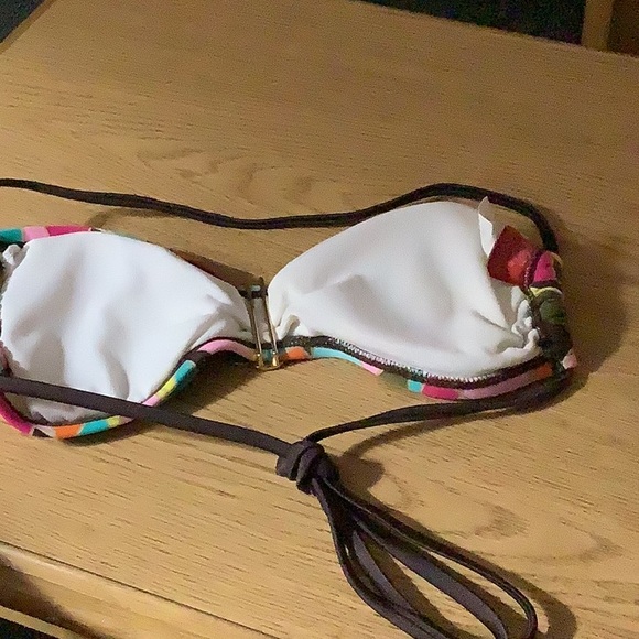Hot Kiss 💋 bikini top with gold decal in center size Small colorful sexy…top - Picture 2 of 8